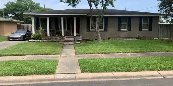 502 Grant Place
