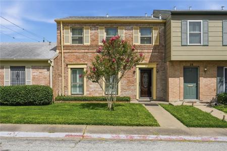 29 Townhouse Lane