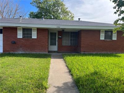 1302 Denver Street