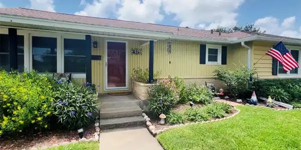 305 Circle Drive