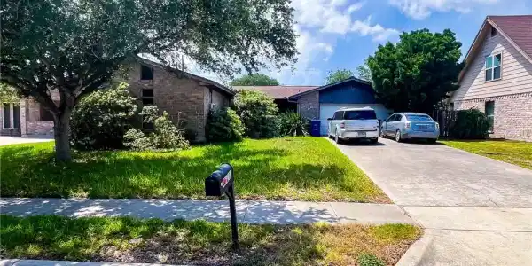 4321 Woodland Creek Drive