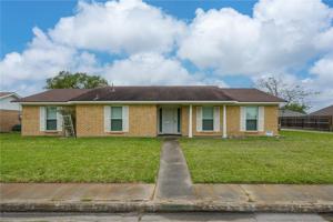 1531 W Palm Drive