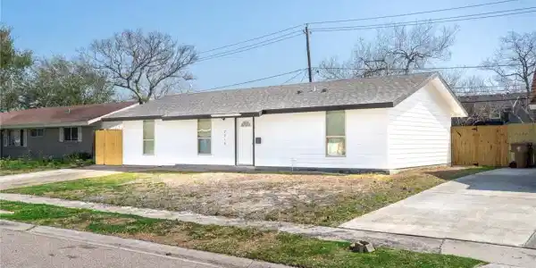 2018 Braeswood Drive