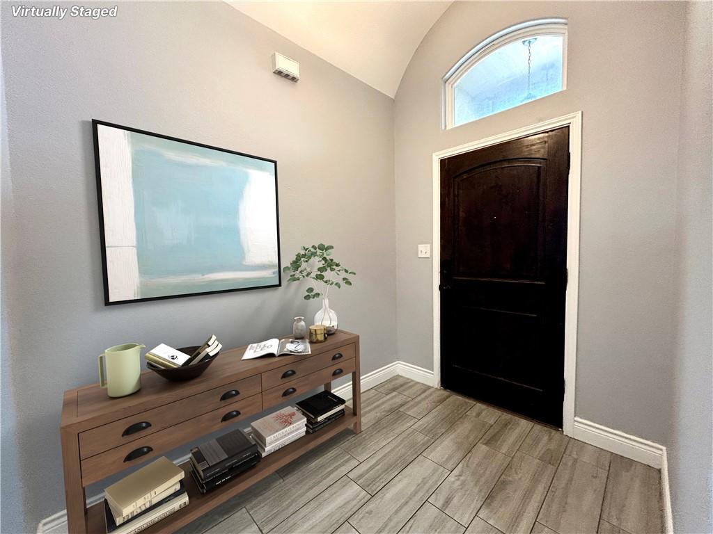 Image 3: Entryway