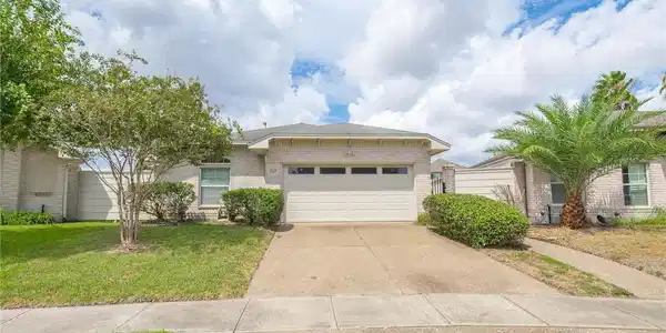 7417 Long S Drive