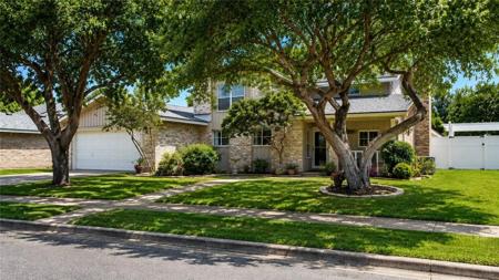 2222 Post Oak Drive