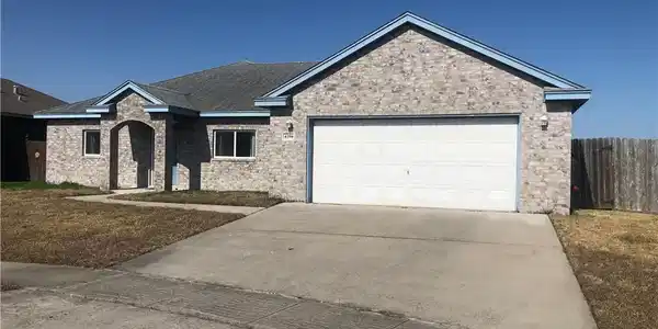 4394 Aaron Drive