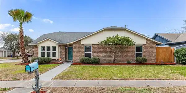 4933 Valley Mill Drive