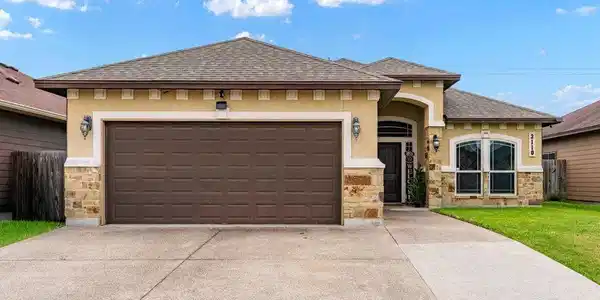 3110 Cowboys Court