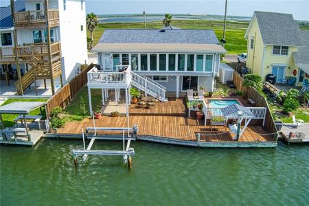 124 PORT SAINT CLAIRE