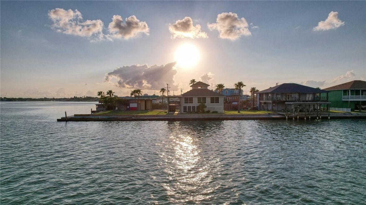 Image 3: La Quinta Ship Channel