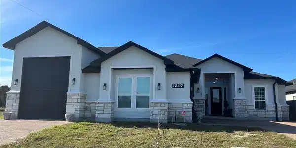 1317 Bentley Court