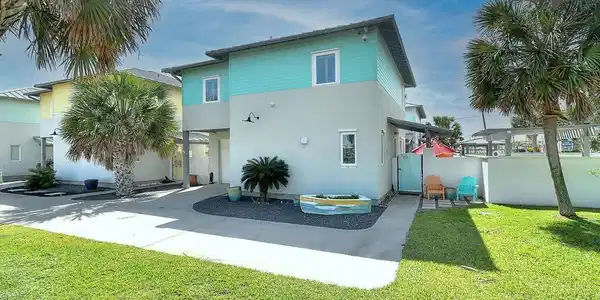 307 E Avenue G