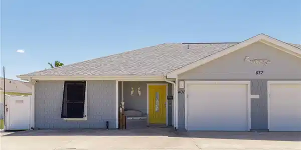 677 Morgan Cir #401