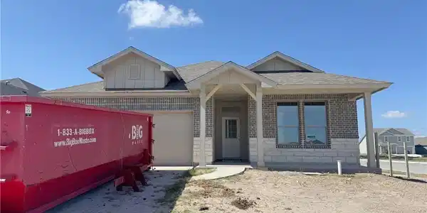 7821 Spiderman Drive