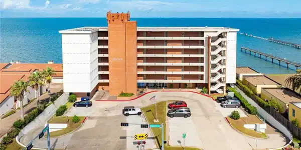 4302 OCEAN Drive