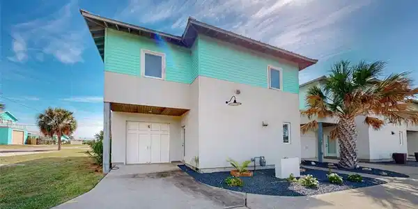 307 E Avenue G