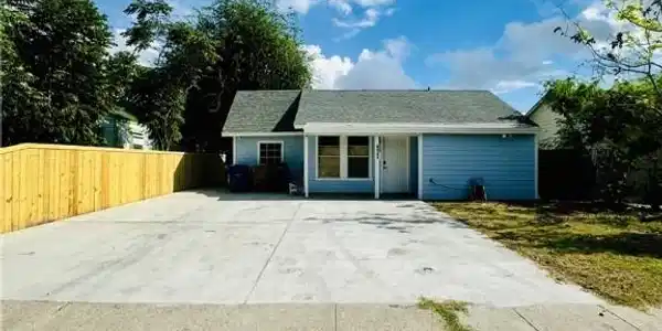 2014 Yale Street