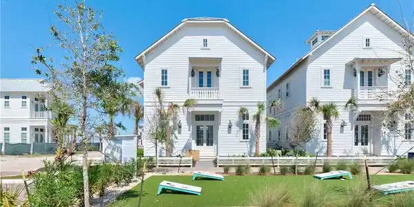 129 Waters Edge Street