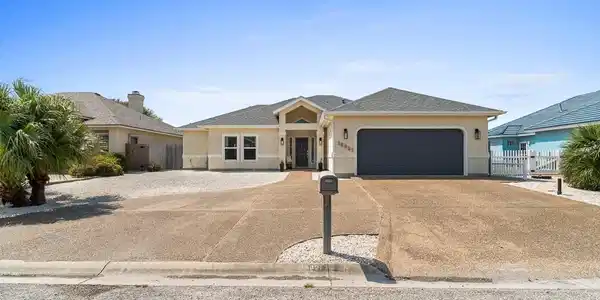 15821 Vincent Drive