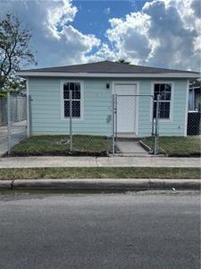 2838 Greenwood Drive