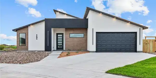 1494 Irigoyen Court