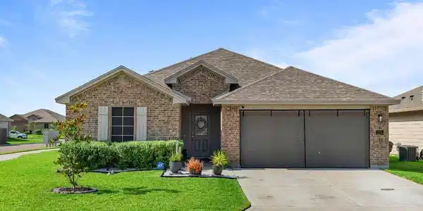 1218 Carnaby