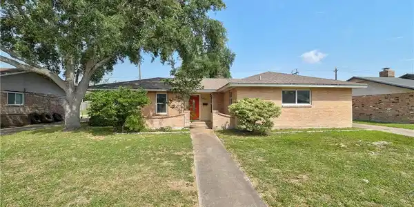5413 Flynn Parkway