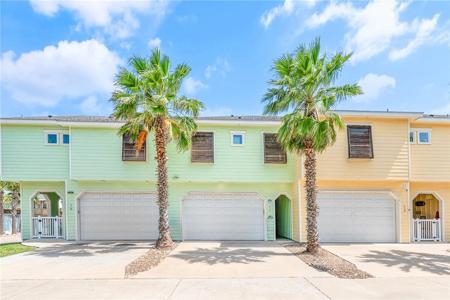 247 W Roberts Avenue