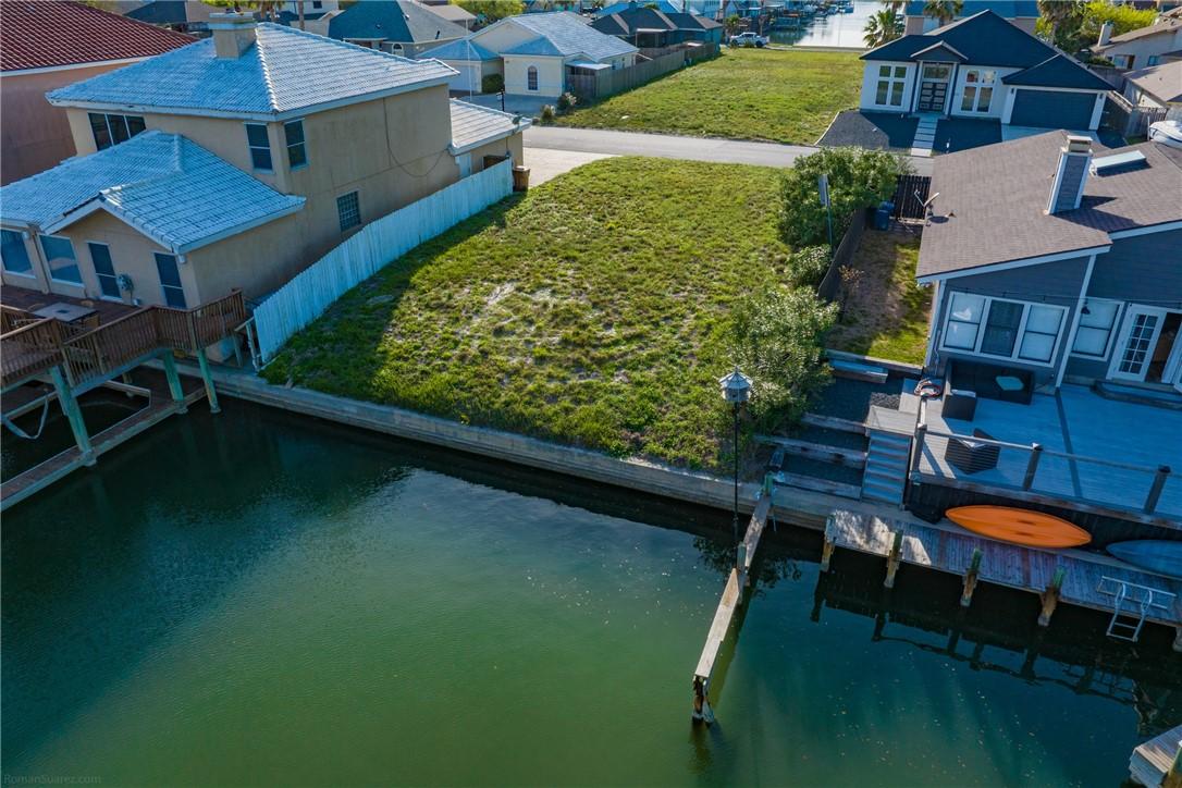 Image 2: Waterfront Lot