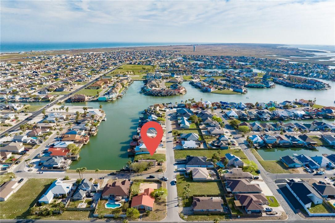 Image 4: Aerial View, minutes from the Gulf