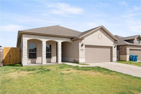 1039 Ocean Breeze Street