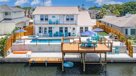 13818 Mizzen Street