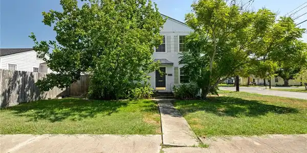 341 Sunset Avenue