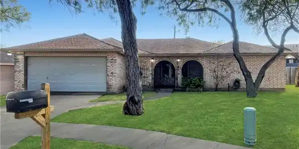 4617 Snead Drive
