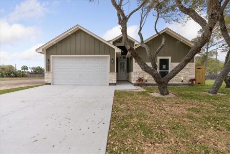 411 Magnolia W