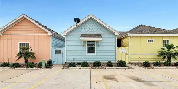 2212 State Highway 361