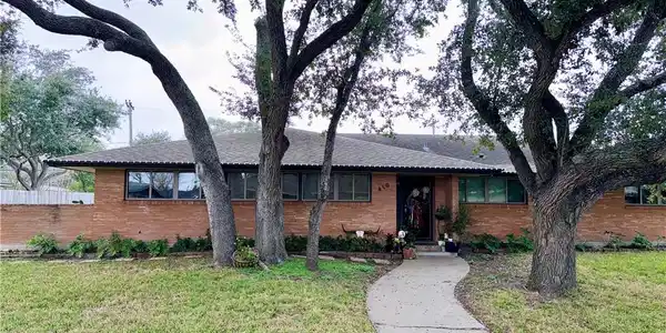 410 Miramar Place