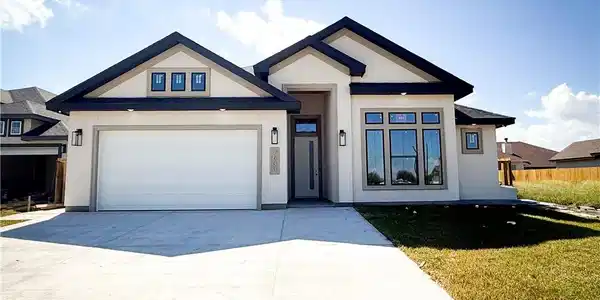 7633 Roman Drive