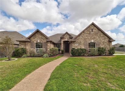 7426 Idle Hour Drive