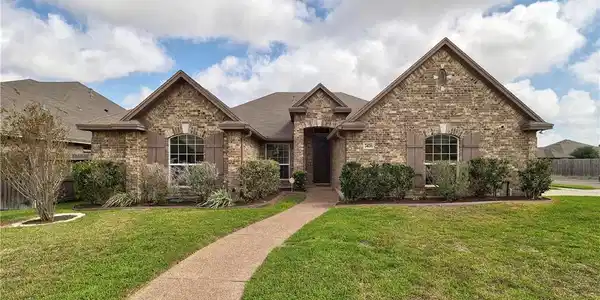 7426 Idle Hour Drive