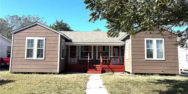 269 W Longview Street