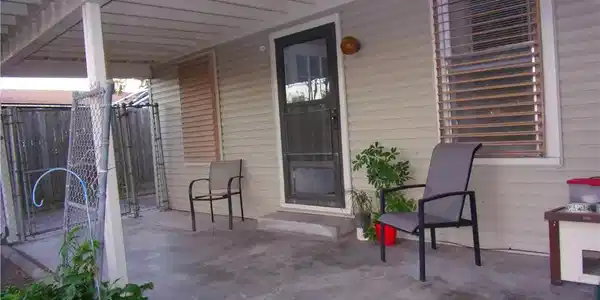 1633 Main Drive