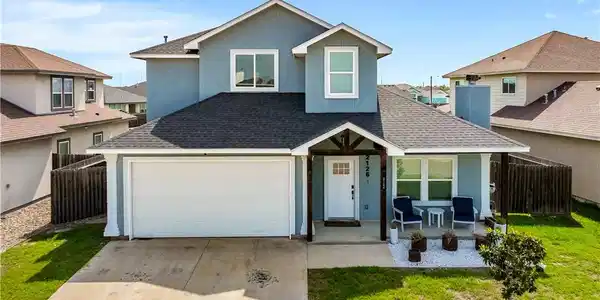 2126 Shoreline Vista Drive