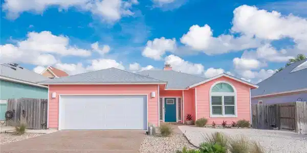 1726 Palisades Drive