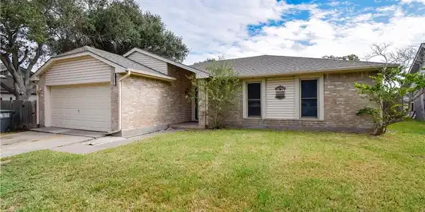 5329 Inverness Drive