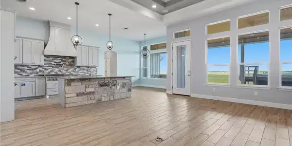 Image 4: OPEN CONCEPT
