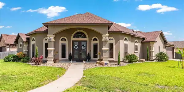 7514 E Lake Drive