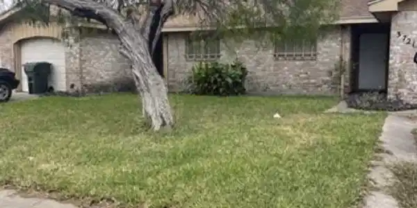 3721 La Paz Drive