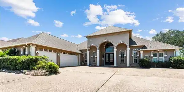 8029 Villefranche Drive